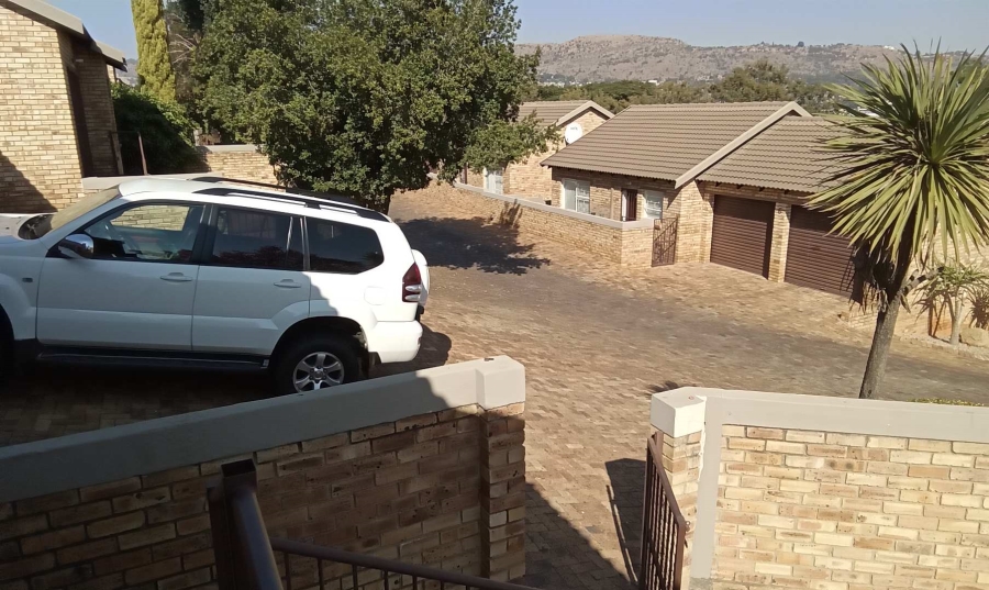 To Let 2 Bedroom Property for Rent in Wilgeheuwel Gauteng
