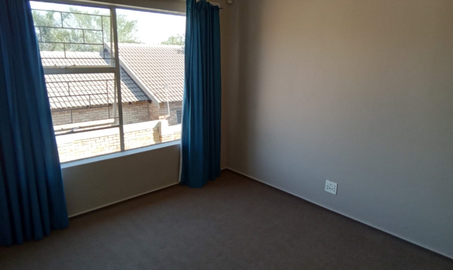 To Let 2 Bedroom Property for Rent in Wilgeheuwel Gauteng