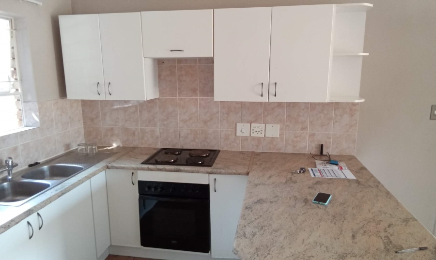 To Let 2 Bedroom Property for Rent in Wilgeheuwel Gauteng