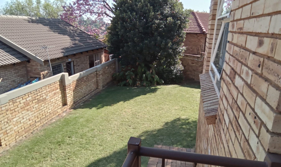 To Let 2 Bedroom Property for Rent in Wilgeheuwel Gauteng