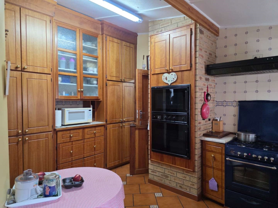 4 Bedroom Property for Sale in Horison Park Gauteng