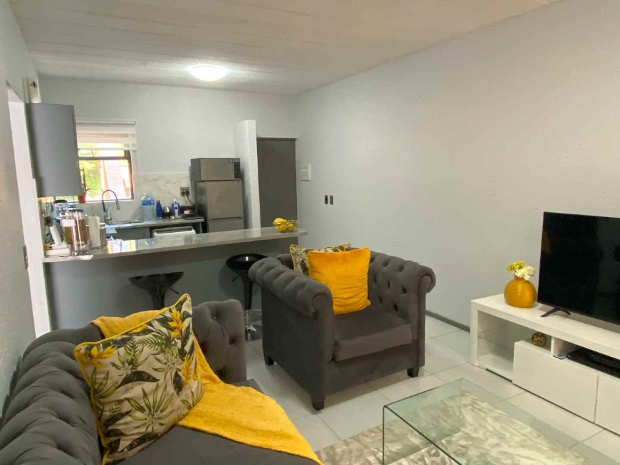 1 Bedroom Property for Sale in Lonehill Gauteng