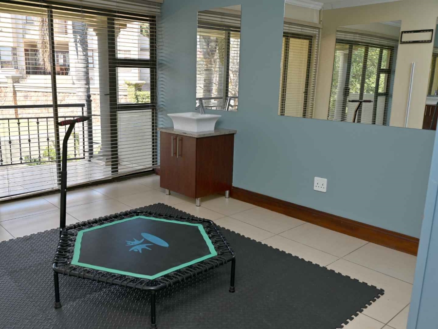 4 Bedroom Property for Sale in The Wilds Gauteng