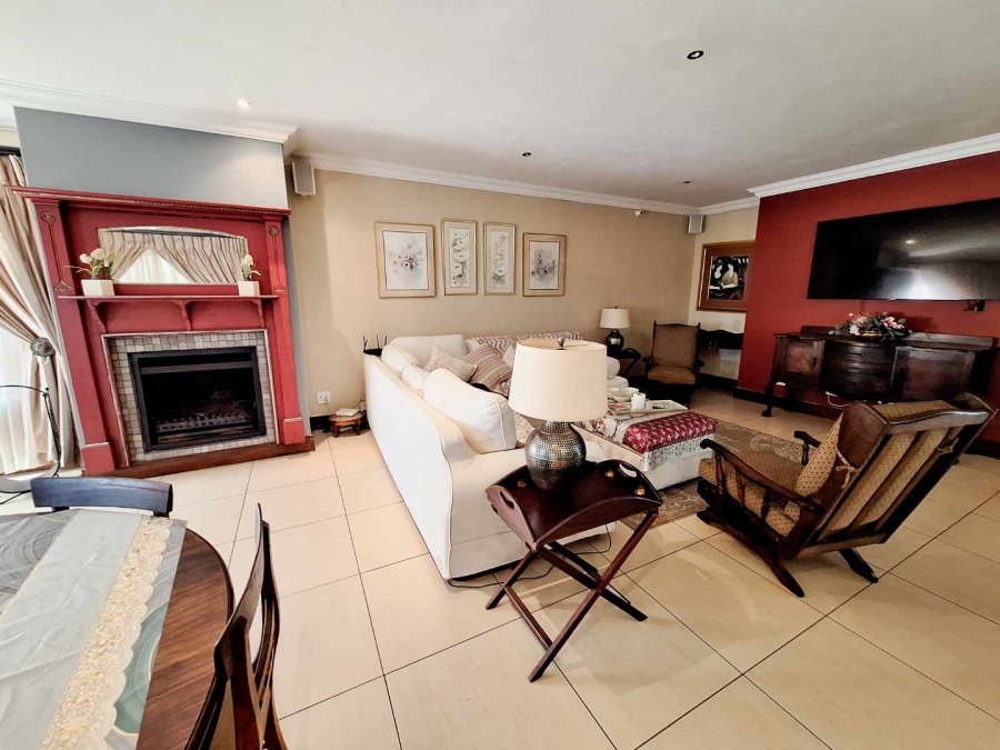 To Let 4 Bedroom Property for Rent in The Wilds Gauteng