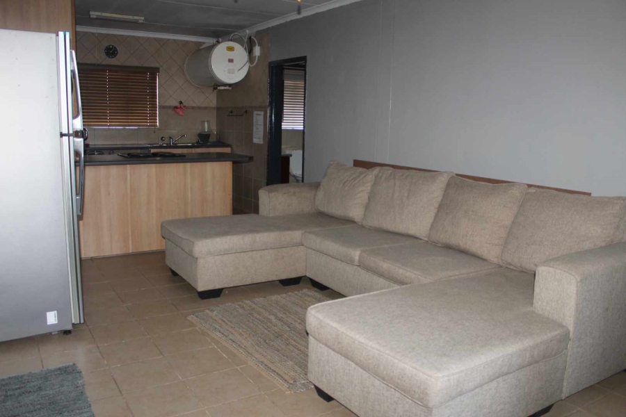 To Let 2 Bedroom Property for Rent in Queenswood Gauteng
