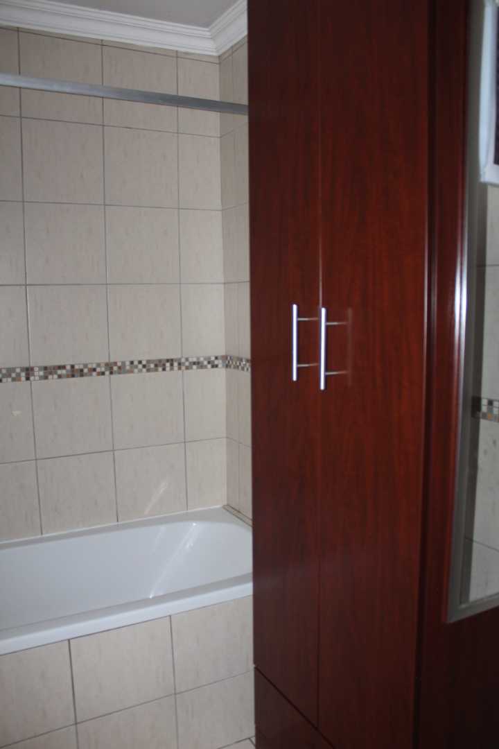 To Let 2 Bedroom Property for Rent in Queenswood Gauteng