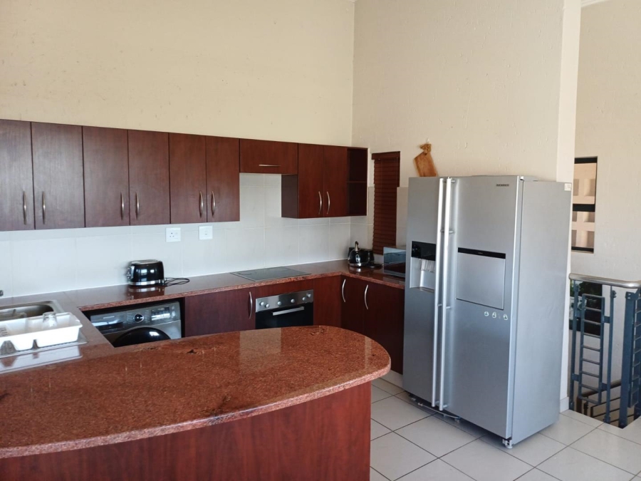 To Let 2 Bedroom Property for Rent in Jackal Creek Golf Estate Gauteng