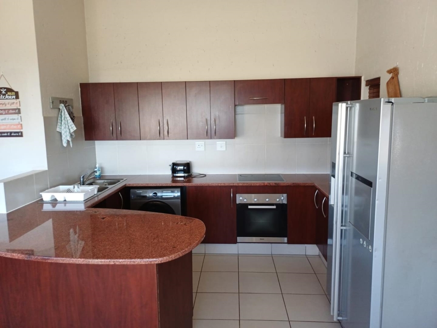 To Let 2 Bedroom Property for Rent in Jackal Creek Golf Estate Gauteng