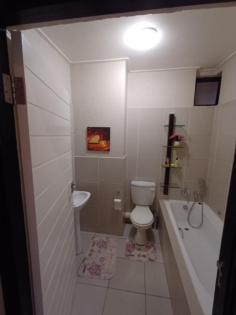 To Let 2 Bedroom Property for Rent in Jackal Creek Golf Estate Gauteng