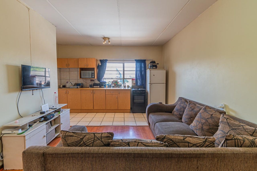 1 Bedroom Property for Sale in Hillcrest Gauteng