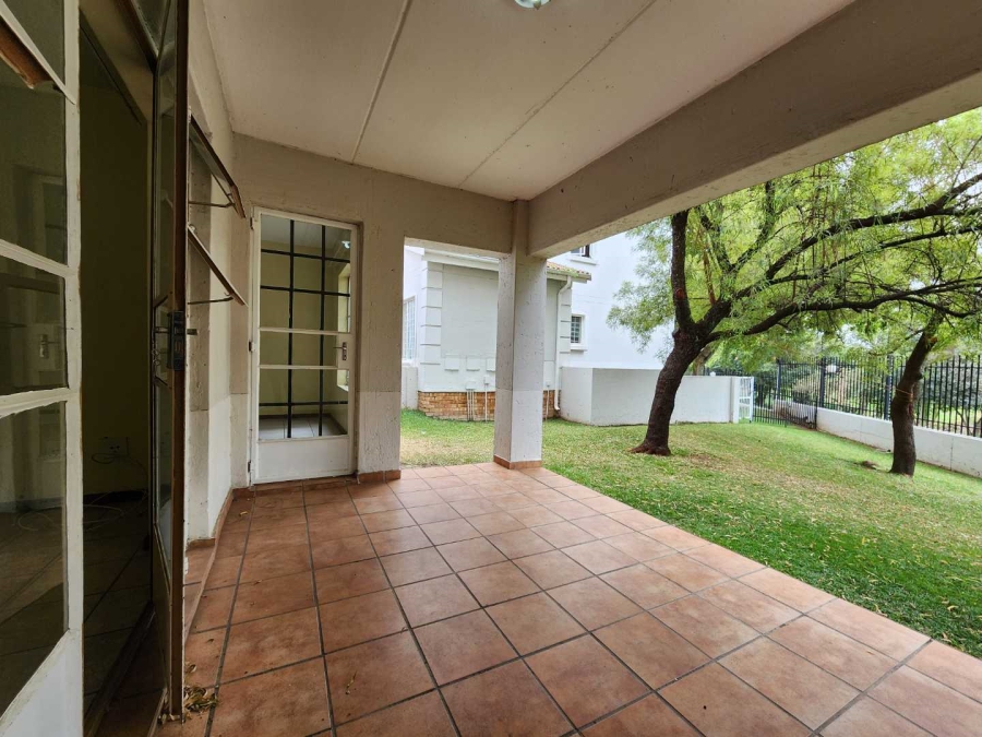 To Let 3 Bedroom Property for Rent in Sonneglans Gauteng