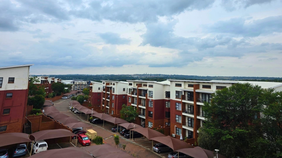 To Let 2 Bedroom Property for Rent in Modderfontein Gauteng