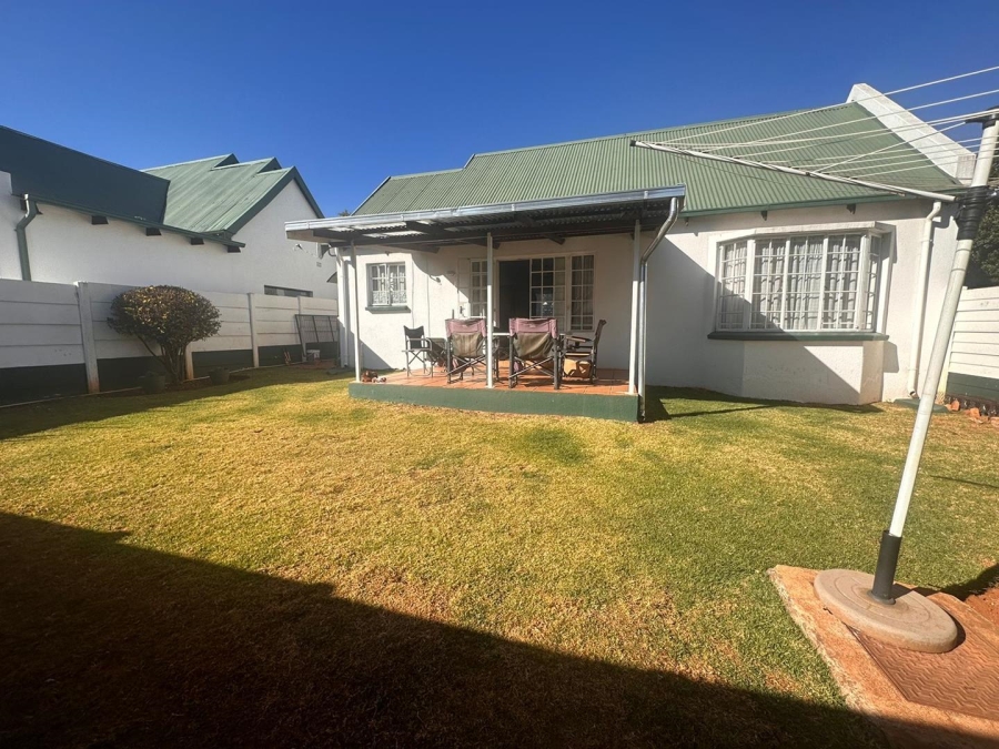 To Let 2 Bedroom Property for Rent in Bergbron Gauteng