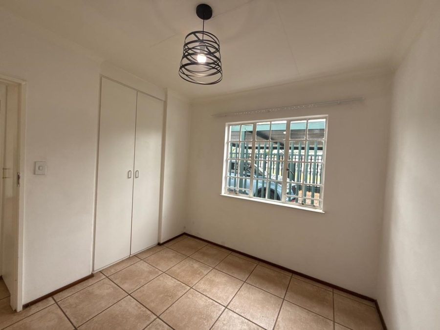 To Let 2 Bedroom Property for Rent in Bergbron Gauteng
