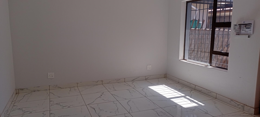 1 Bedroom Property for Sale in Kilner Park Gauteng