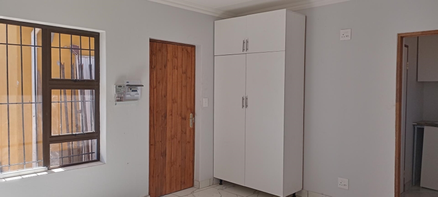 1 Bedroom Property for Sale in Kilner Park Gauteng