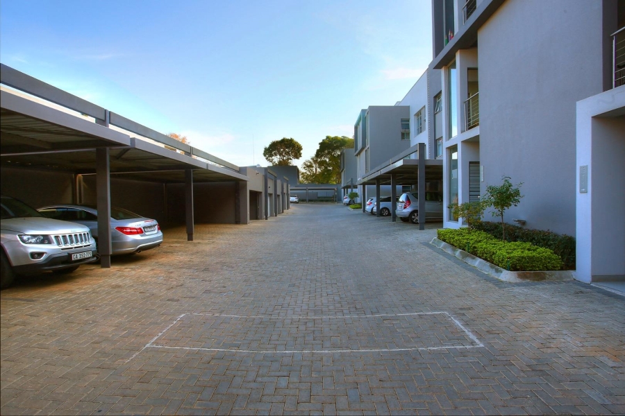 To Let 3 Bedroom Property for Rent in Oaklands Gauteng