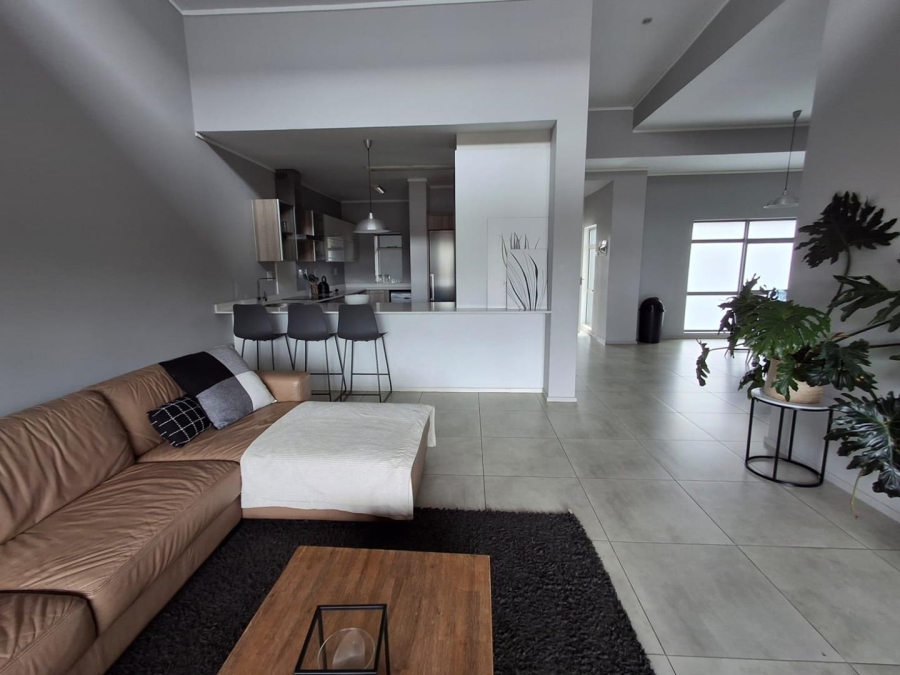 To Let 3 Bedroom Property for Rent in Oaklands Gauteng