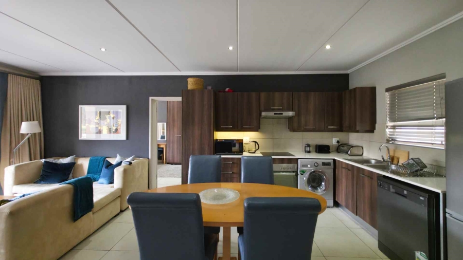 To Let 2 Bedroom Property for Rent in Sandown Gauteng