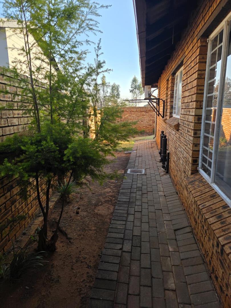 2 Bedroom Property for Sale in Amandasig Gauteng