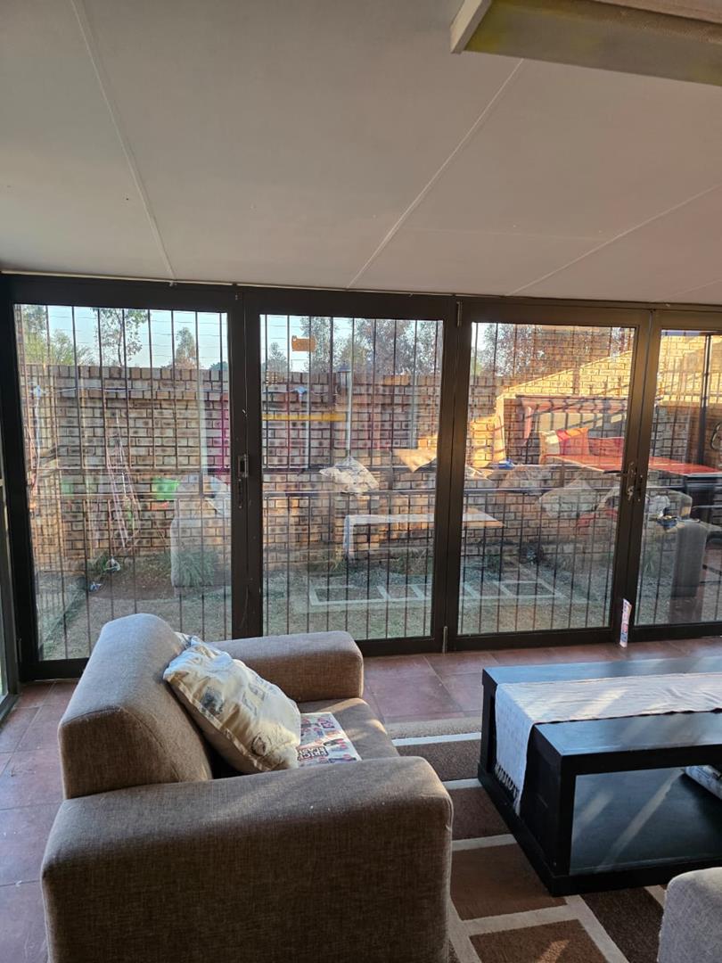 2 Bedroom Property for Sale in Amandasig Gauteng