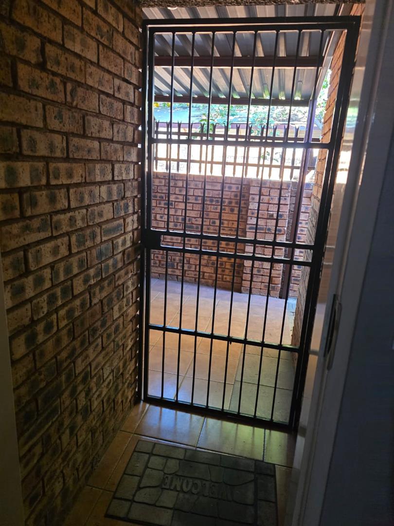 2 Bedroom Property for Sale in Amandasig Gauteng