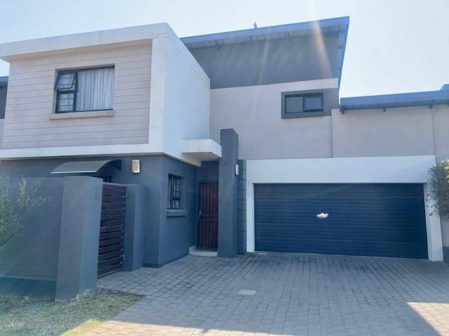 3 Bedroom Property for Sale in Zambezi Manor Lifestyle Estate Gauteng