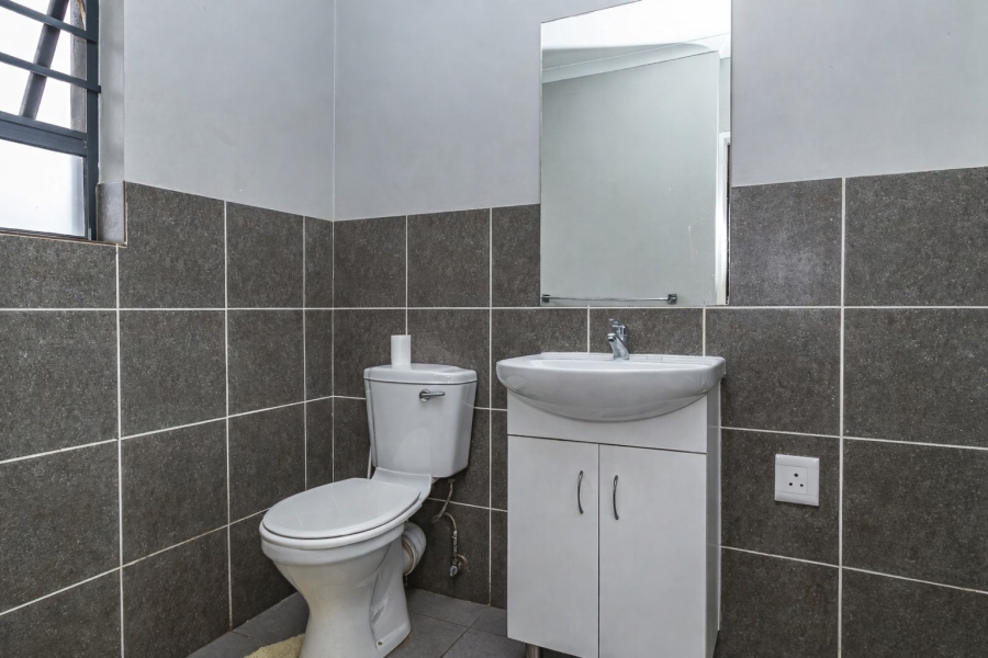 2 Bedroom Property for Sale in Willow Park Manor Gauteng