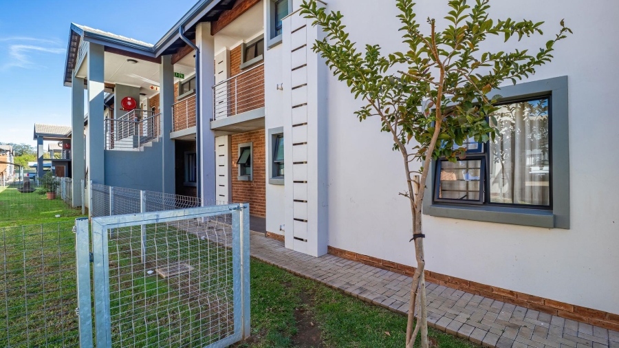 2 Bedroom Property for Sale in Willow Park Manor Gauteng