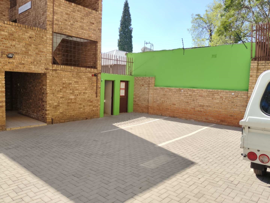1 Bedroom Property for Sale in Westdene Gauteng
