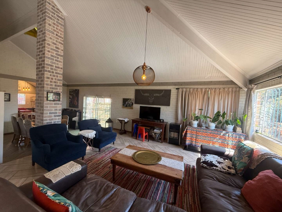 4 Bedroom Property for Sale in Florida Glen Gauteng