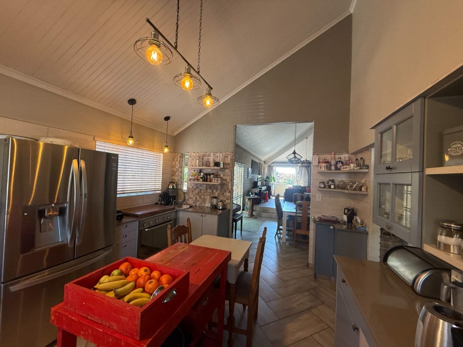 4 Bedroom Property for Sale in Florida Glen Gauteng