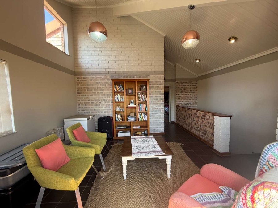 4 Bedroom Property for Sale in Florida Glen Gauteng