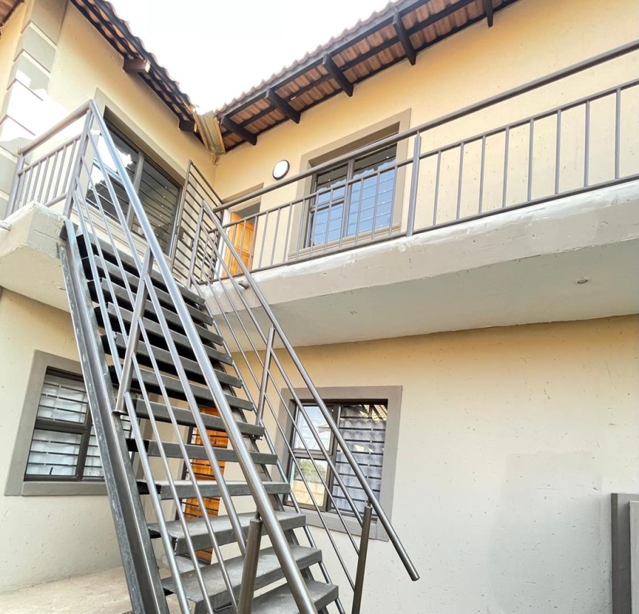 To Let 2 Bedroom Property for Rent in Vosloorus Ext 24 Gauteng