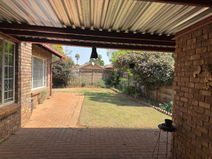 3 Bedroom Property for Sale in Doornpoort Gauteng