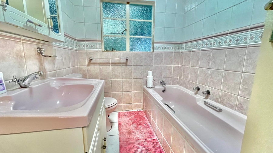 3 Bedroom Property for Sale in Norwood Gauteng