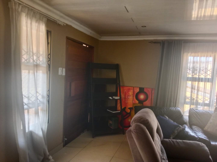 3 Bedroom Property for Sale in Diepkloof Zone 10 Gauteng