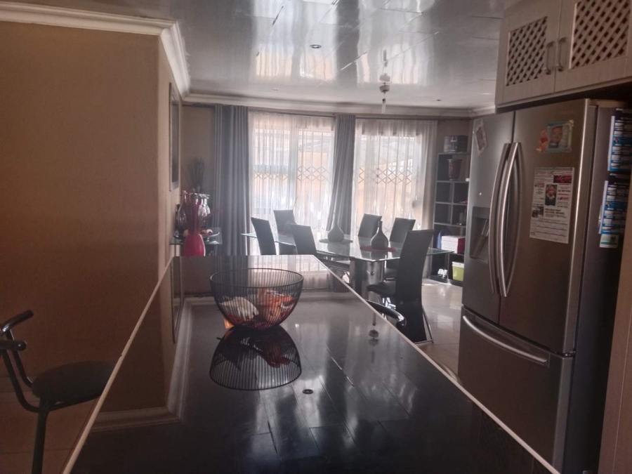 3 Bedroom Property for Sale in Diepkloof Zone 10 Gauteng