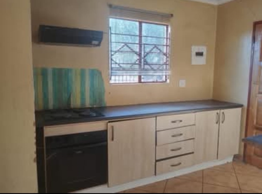 2 Bedroom Property for Sale in Soshanguve XX Gauteng