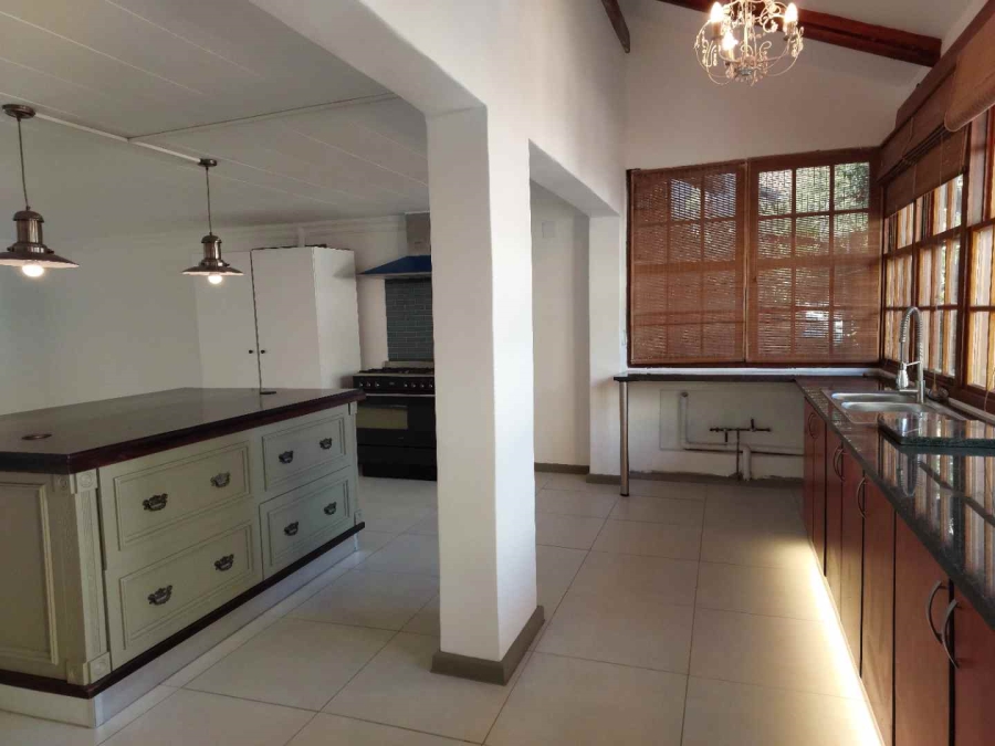 To Let 2 Bedroom Property for Rent in Ferndale Gauteng