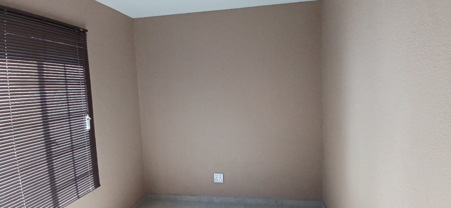 3 Bedroom Property for Sale in Glen Marais Gauteng