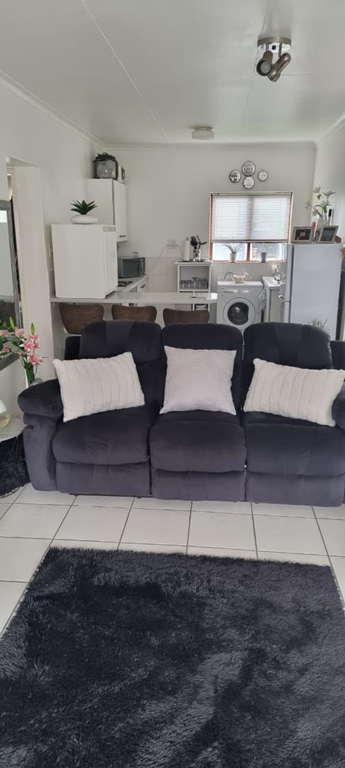 2 Bedroom Property for Sale in Glen Marais Ext 7 Gauteng