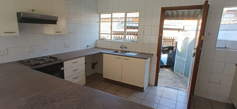 2 Bedroom Property for Sale in Birchleigh Gauteng