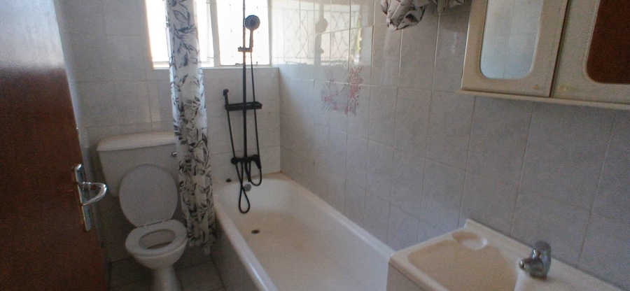 2 Bedroom Property for Sale in Birchleigh Gauteng