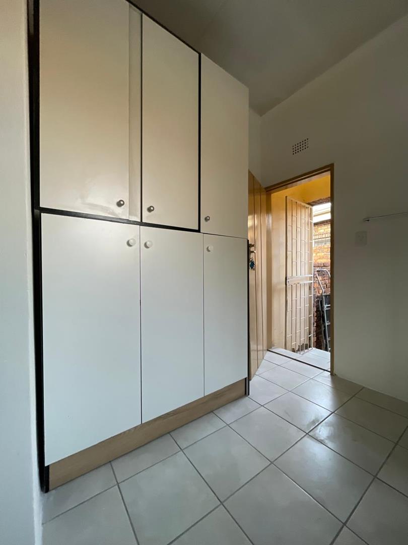 To Let 1 Bedroom Property for Rent in Sunward Park Gauteng