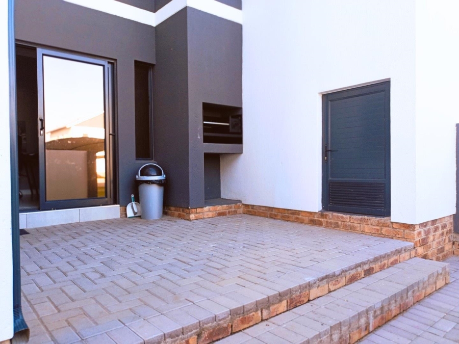 To Let 3 Bedroom Property for Rent in Glen Austin AH Gauteng