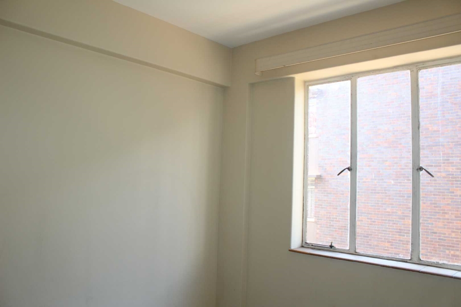 To Let 1 Bedroom Property for Rent in Sunnyside Gauteng