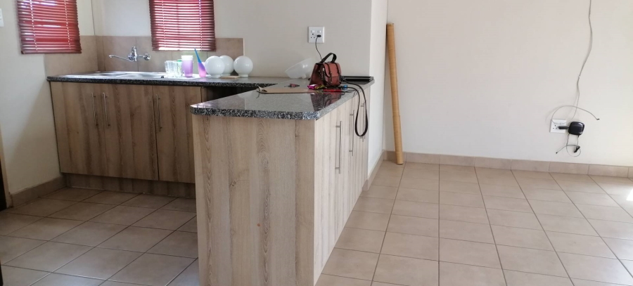 3 Bedroom Property for Sale in Palm Ridge Gauteng