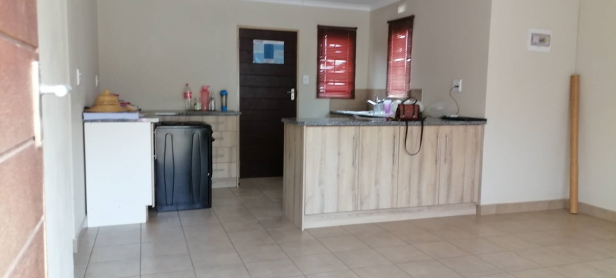 3 Bedroom Property for Sale in Palm Ridge Gauteng