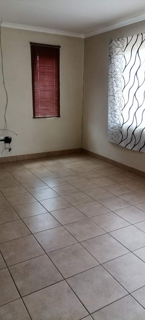 3 Bedroom Property for Sale in Palm Ridge Gauteng